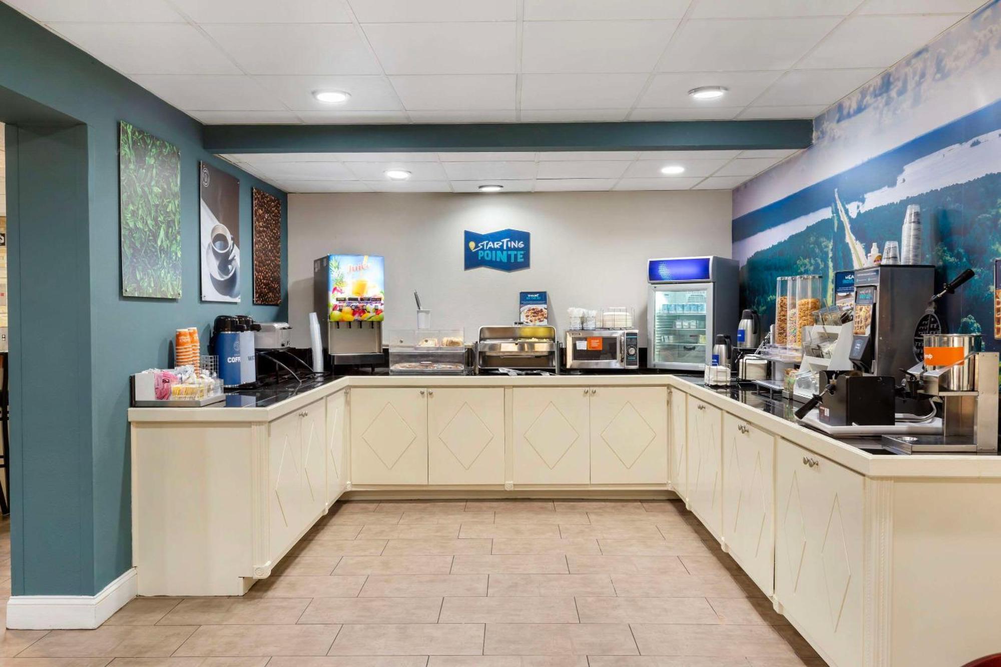 Clarion Pointe Research Triangle Park Durham Ξενοδοχείο Εξωτερικό φωτογραφία